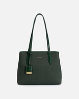 شنطة نسائية أنيقة بلون أخضر