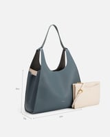 شنطة نسائية من الجلد بلون أزرق