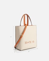 شنط نسائية بتصميم كلاسيك بلون بيج