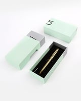 قلم رجالي بتصميم أنيق بلون ذهبي وفضي