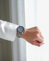 ساعة أحمد الرجالية من الستيل بلون رمادي