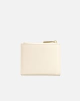 محفظة بتصميم لكل يوم باللون الأبيض