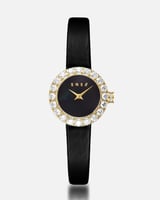 طقم هدايا نسائي بتصميم أنيق