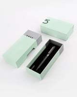 قلم رجالي بتصميم مميز بلون أسود