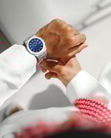 ساعة الفيصل الرجاليه باللون الفضي