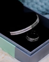 طقم هدايا نسائي يتكون من ساعة وإسوره وخاتم