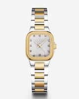 ساعة حُسن باللون الفضي والذهبي