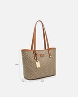 شنطه نسائيه كلاسيك باللون البيج