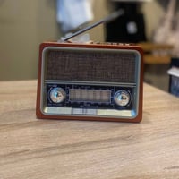 راديو كلاسيك بشكل قديم