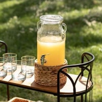 موزع عصير 3 لتر مع قاعدة من الخوص الطبيعي