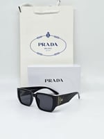 نظارة نسائية - برادا PRADA