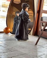 فروه اطفال بالاسم قماش جوخ مع جلد على الاطراف