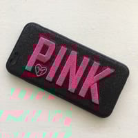 حافظة بتصميم ثلاثي الأبعاد مع لمعان الجليتر لهاتف...