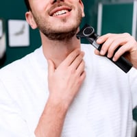 ماكينة حلاقة وتشذيب اللحية بورودو لايف ستايل بشفرت...