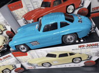 مكبر صوت سبيكر بشكل سيارة كلاسيك300-SL , بلوتوث ,ر...