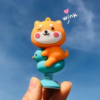 ديكور تابلوه السيارة اللطيف ألعاب بنابض على شكل شخ...