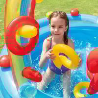 مسبح الالوان