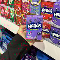 نيردس،بنكهة(العنب)-منكهات ماء خالية السكر!-باكت 6أ...