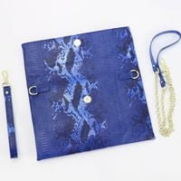 كليك باوتش | أزرق