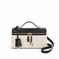 لورو بيانا | كانفاس