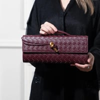 لونق كلاتش انديامو | عنابي