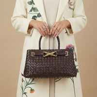 جو بي ايلورا | عودي