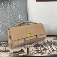 بالنسياغا كلاتش | بيج