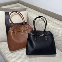 ميو ميو | أسود