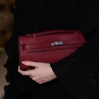 كيلي كت | عنابي