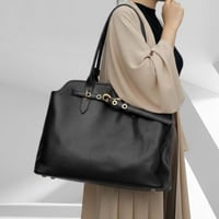 ميو ميو | أسود