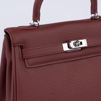 كيلي توقو لارج | عنابي