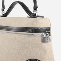 لورو بيانا | أسود