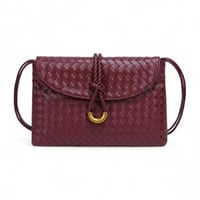 بوتيغا باوتش | عنابي