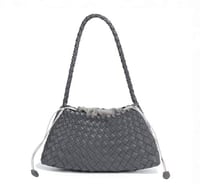 دراغون روزانا | رمادي