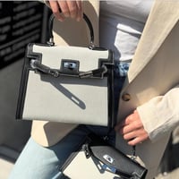 كيلي كانفاس | أسود