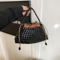 دراغون روزانا | أسود