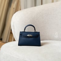 كيلي باق | أزرق