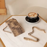 حامل جوال و كروت | أسود و بيج