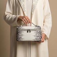 لورو بيانا | أبيض