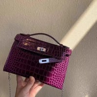 كيلي بوشيت | بنفسجي