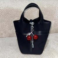 تعليقة كوتش كرز فضي