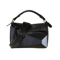 لويفي ميديم | أسود