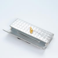 لونق كلاتش انديامو | فضي