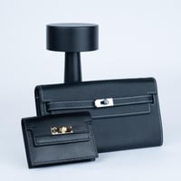 كيلي واليت | أسود