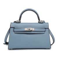 كيلي باق | أزرق