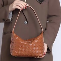 بوتيغا واليس | أخضر