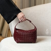 بوتيغا واليس | عنابي