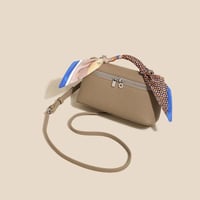 لورو بيانا | عنابي