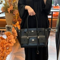 بالنسياغا بيل اير | أسود