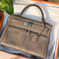 كيلي لاكيس | كاكي